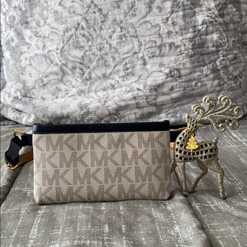 Michael Kors waist bag